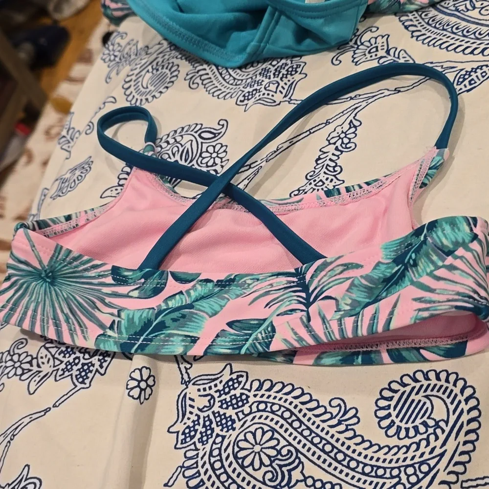 ❤️10/$13 New girls bikini top